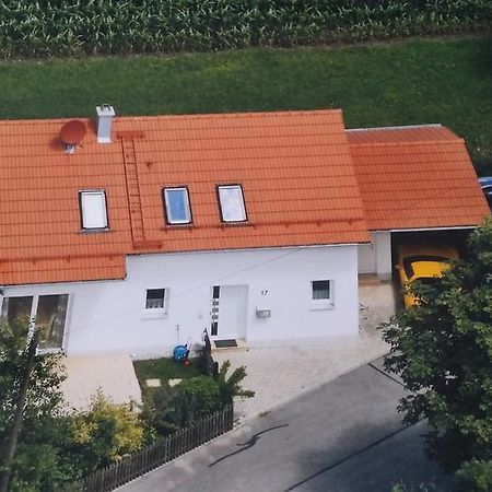 Villa Wiflinger Graben Einfamilienhaus Wörth Esterno foto