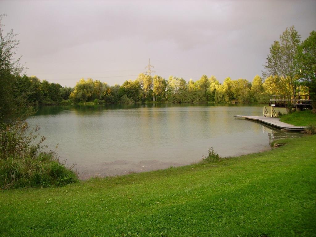 Villa Wiflinger Graben Einfamilienhaus Wörth Esterno foto
